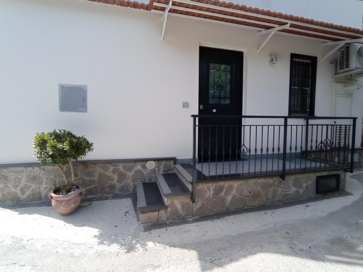 Amaa Casa Bed and Breakfast Vico Equense Exteriör bild
